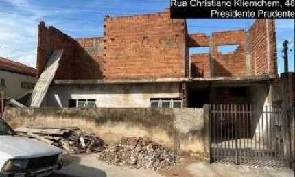 Casa em construção para venda em Presidente Prudente-SP no Pq Sao Matheus, area construida 245 m2 em um terreno de 252 m2
