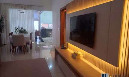 Linda casa para venda no Recreio das Acacias, Cond. Villa Romana 1, 3 suites,, completa, gourmet e piscina em 250 m2 total, lazer completo, portaria 2