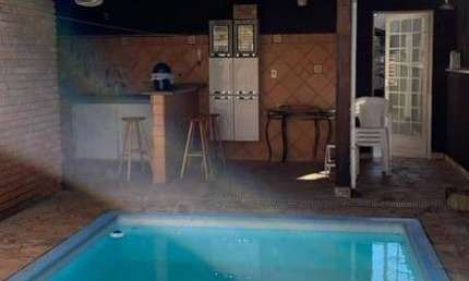 Casa para venda no Monte Alegre, 3 dormitorios sendo 1 suite, 4 vagas, gourmet e piscina em 264 m2 de área total, proxima da USP