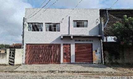 Oportunidade. Predio Comercial / Residencial para venda em Pindamonhangaba-SP no Triangulo, area construida 399 m2 em um terreno de 262 m2 .