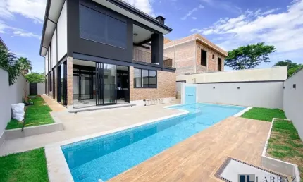 Maravilhoso sobrado altíssimo padrao para venda no Jd Olhos Dagua, Cond Bela Vista, 4 suites, gourmet e piscina , 419 m2 construidos em um terreno de