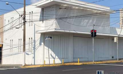 Excelente salao comercial para locação na Av. Portugal, Jd. America, ótima localização, 417 m2 construidos, completo, no predio funcionava uma agencia