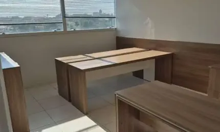 Ótima sala comercial para venda no Santa Cruz na Av. Maurilio Biagi, Ed. Spasse Office, com 47 m2, 2 banheiros, copa