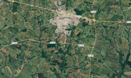 Ótima fazenda dupla aptidao para venda na região de Jales-SP com 78 alqueires na pecuária, beira da rodovia, aproveita 80% para cana