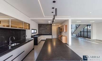 Maravilhoso sobrado novo alto padrão para venda no charmoso Condominio Alphaville em Bonfim Paulista, 4 suites, gourmet e piscina em 353 m2 de area co