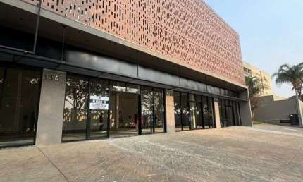 Lindo salão comercial novo para locação na Av. Caramuru, proximo da Fiusa, Edificio Prizma, área da loja 156 m2 mais mezanino, vagas em frente a loja