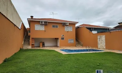 Ampla casa para venda na ribeirania, 4 dormitorios sendo 3 suites, gourmet e piscina,  225 m2 construidos em um terreno de 630 m2