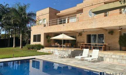 Maravilhoso rancho alto padrão, sobrado para venda em Miguelopolis-SP, 4 suites com 1 master, completo em lazer, 600 m2 construidos em um terreno de 2