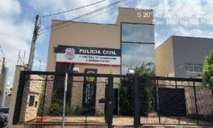 Oportunidade. Prédio comercial para venda em São Jose do Rio Preto-SP no Jardim Fuscaldo, 272 m2 construidos em um terreno de 252 m2