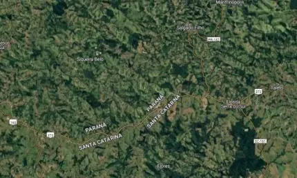 Excelente frigorifico para venda no Parana, completo, funcionando e com todas licenças, área total 33.000 m2 em mais de 1.300 m2 construidos