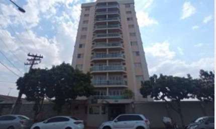 Apartamento reformado para venda na Av. Santa Luzia,  Ed Single House, 1 suite, varanda, arnarios, 45 m2, area de lazer no condomínio, portaria 24h