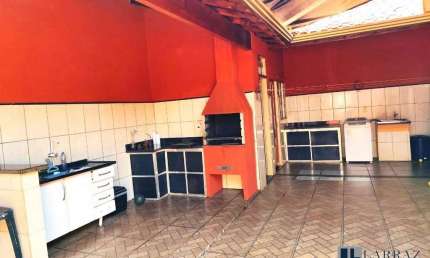 Ótima casa para venda no Diva Tarla de Carvalho, 4 dormitorios sendo 1 suite, varanda gourmet em 200 m2 de área total