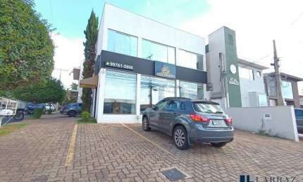 Ótima sala comercial para locação no Jd. América, entre Av. Pres. Vargas e Independencia, 33 m2 privativos, vagas em frente, estrutura comercial no pr