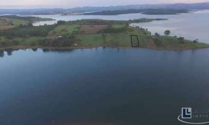 Ótimo terreno para rancho a venda em Guapé / Capitólio, proximo ao Escarpas do Lago, área 2.471 m2 com 25 m de margem para represa