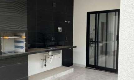 Oportunidade. Casa nova alto pdrão para venda no Cond. Portal da Mata, Zona Sul, 3 suites, gourmet e piscina em 300 m2 total, lazer completo