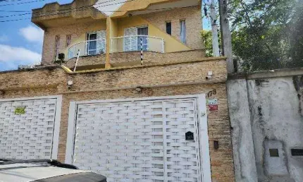 Oportunidade. Casa para venda em São Paulo-SP na Vila Carrão, 3 dormitorios com suites, 6 banhheiros, 281 m2 construidos em um terreno de 191 m2