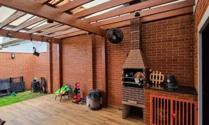 Linda casa alto padrão para venda na Zona Sul, Cond Vivendas da Mata, Jatoba, 2 dormitorios sendo 1 suite, varanda gourmet em 150 m2 construidos,