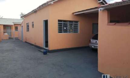 Ótimo imóvel para renda com 4 casas individuais para venda na Cel Americo Batista no Ipiranga, 6 dormitorios em 522 m2 de área total