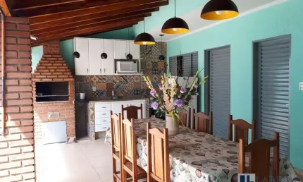 Ótima casa para venda no Jd Manoel Penna, 4 dormitorios, varanda gourmet, 166 m2 construidos em um terreno de 200 m2