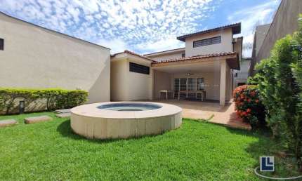 Amplo sobrado com vocação comercial ou residencial para locação no Jd. Sumaré, 3 dormitórios sendo 2 suítes, gourmet e spa em 297 m2 construídos