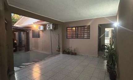 Ótima casa para venda no Quintino Facci II, 3 dormitorios sendo1 suite, varanda gourmet, 3 vagas, 165 m2 construidos em um terreno de 209 m2