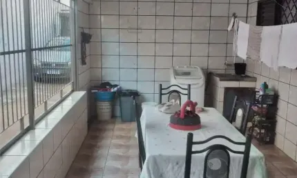 Imovel para venda no ipiranga, são 3 casas para renda, área construída 310 m2 em um terreno de 506 m2