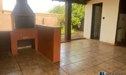 Oportunidade. otima casa para venda na vila tiberio em uma travessa tranquila e segura, 2 dormitorios, varanda gourmet em 170 m2 total