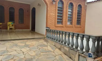 Oportunidade. Sobrado para venda no Jd Paulistano, 3 suites, varanda gourmet e piscina, 208 m2 construidos em um terreno de 250 m2