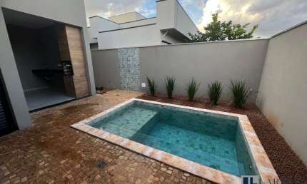 Linda casa nova alto padrão para venda no Cond. Portal da Mata, Zona Sul, 3 suites, gourmet e piscina em 300 m2 de área total, lazer completo