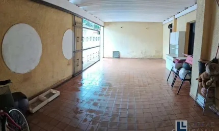 Casa em vila fechada para venda no ipiranga, 2 dormitorios, 3 vagas, 2 quintais, 126 m2 construidos em um terreno de 204 m2
