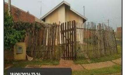Oportunidade. Casa para para venda em Assis -SP no Residencial Villa Bela , 2 dormirtorios, 2 vagas de garagem, 46 m2 construidos em um terreno de 222