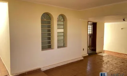 Casa para locação no Jardim América, ótima localização, 3 dormitorios mais edícula completa, 3 vagas, 173 m2 construidos em um terreno de 270 m2