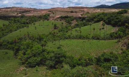 Sitio dupla aptidao para venda em Tiros-MG com 83 hectares, atualmente em pastagem, altitude 900 m, ideal para café