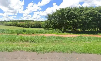 Area comercial para venda em alpinopolis-mg com 25.700 m2 e mais de 150 m de frente para rodovia mg050