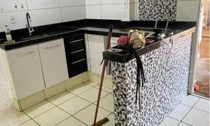 Linda casa reformada para venda no Cristo Redentor, 2 dormitorios, varanda gourmet com churrasqueira, amplo quintal em 160 m2 de área total