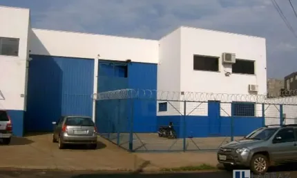 Ótimo galpão para venda ou locação proximo da Rod. Anhanguera, completo, área administrativa em 463 m2 construidos