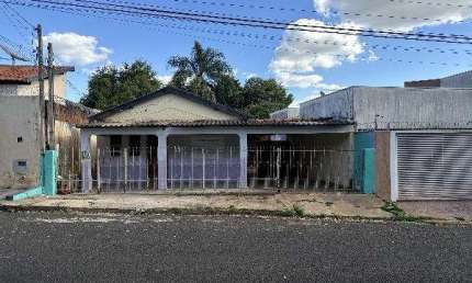 Oportunidade. Casa para venda em Fernandopolis-SP Jardim Independente 2 dormitotrios , area construida 123 m2 em um terreno de 253m2