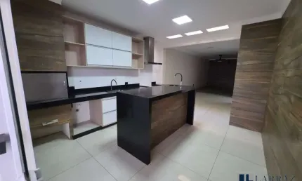 Linda casa alto padrão para venda no Jardim Ouro Branco, Zona Leste, 2 dormitorios com 1 suite, varanda gourmet em 168 m2 construidos, financia 100%