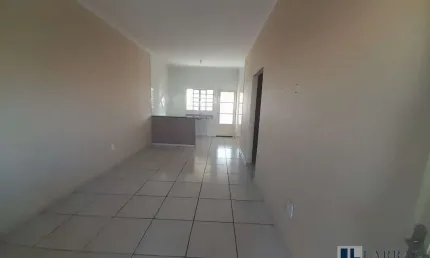 Ótima casa para venda na Zona Leste no Pedra Branca, 2 dormitorios com 1 suite, amplo quintal, 62 m2 construidos em um terreno de 160 m2