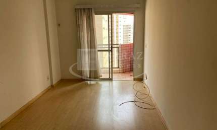 Apartamento para venda no centro ao lado do shopping Santa Ursula no Edificio Ibiza, 2 quartos com suíte e 68 m2 com varanda na sala e quartos.
