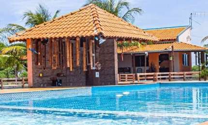 Excelente Chácara / Pousada para venda na região de Brasilandia-MS, com 4.500 m2 área total, 2.000 m2 área const, infra completa, margens Rio Parana