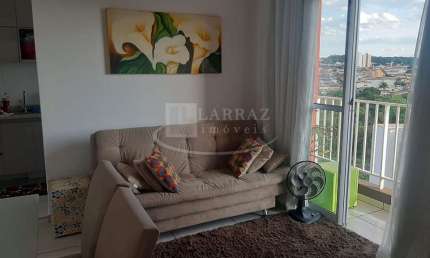 Apartamento com 2 dormitórios, 1 banheiro, 44 m2, com varanda, completo em armários, com cooktop.