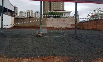 Ótimo Terreno para locação no Alto da Boa Vista, na Av. Cap. Adelmio Norberto Silva, com 330 m2, 11 m de fachada, proximo a Presidente Vargas