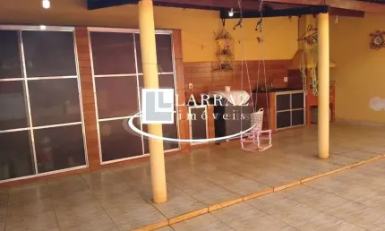 Ótima casa para venda no Jd das Palmeiras / Parque dos Lagos, Zona Leste, com 3 dormitorios 1 suite, varanda gourmet em 200 m2 de area total