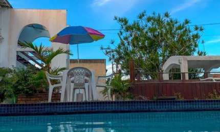 Hotel para venda na região litorânea de Mucuri-BA, com 16 apartamentos completos, completa infraestrutura, piscina em 840 m2 de area total