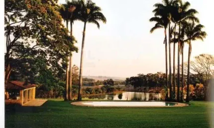 Lindo sitio de cinema para venda em Jaguariuna-SP, com 3,7 alqueires e mais de 1.500 m2 de area construída, 9 suites e muito lazer,  vista maravilhosa