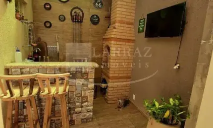 Casa em condomínio fechado para venda no Jardim Anhanguera / Itaporã, Cond. Res. Guarapari, 2 dormitorios 1 suite, quintal com churrasqueira em 78 m2