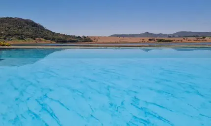 Lindo Rancho para locação temporada ou anual, Cássia Delfinópolis- MG, linda vista, 4 suites, ampla varanda gourmet e piscina, 5.000 m2. Santa Edwiges