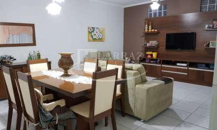 Ótima casa para venda ou troca no Jamil Cury / Planalto Verde, 4 dormitorios, excelente acabamento, varanda gourmet e piscina em 200 m2 de area total