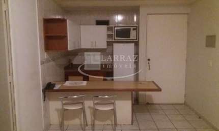 Apartamento / Flat mobiliado para venda no Centro, ótima localização, 1 dormitorio, 54 m2, portaria 24h e lazer no condomínio